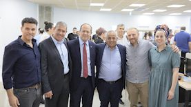 משרדי קמביום בדימונה, צילום: עוז שכטר